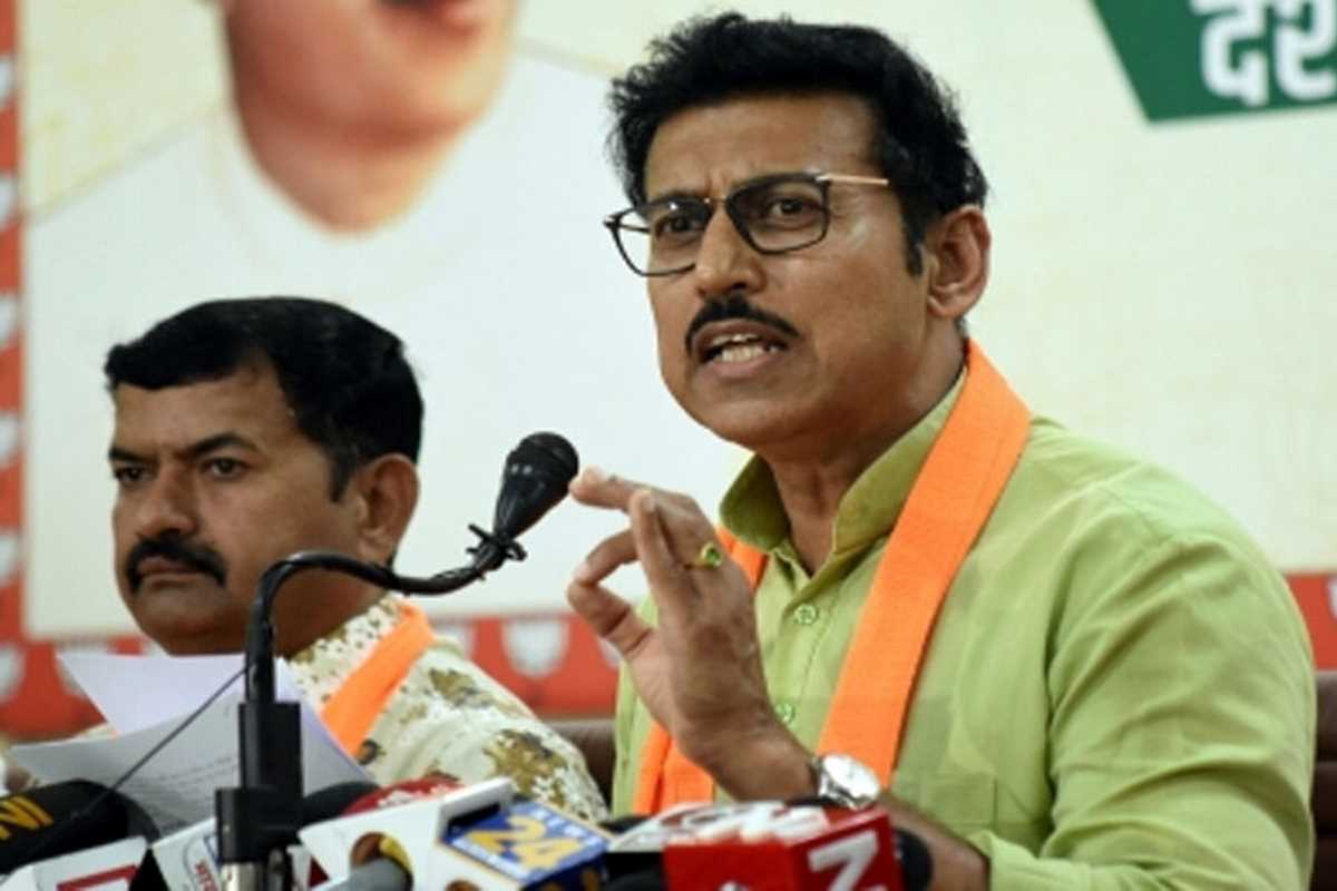 अल्पमत में है गहलोत सरकार, सीएम बने रहने का नैतिक अधिकार नहीं : राज्यवर्धन सिंह राठौर अल्पमत में है गहलोत सरकार, सीएम बने रहने का नैतिक अधिकार नहीं : राज्यवर्धन सिंह राठौर